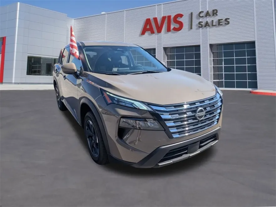 2024 Nissan Rogue SV photo 1