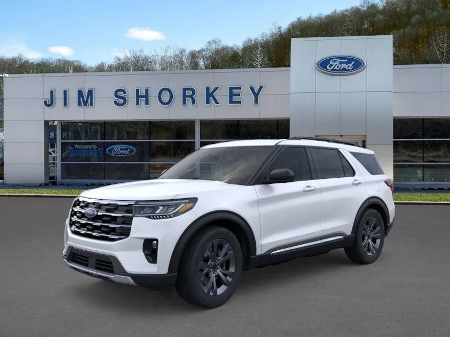 2025 Ford Explorer photo 1