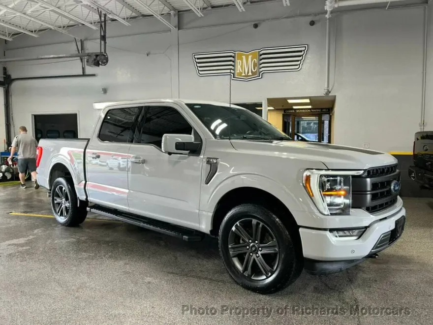 2023 Ford F-150 Lariat photo 1
