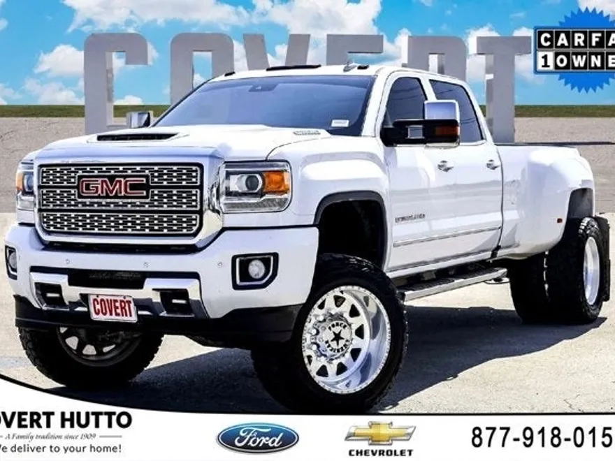 2019 Gmc Sierra HD Denali photo 1