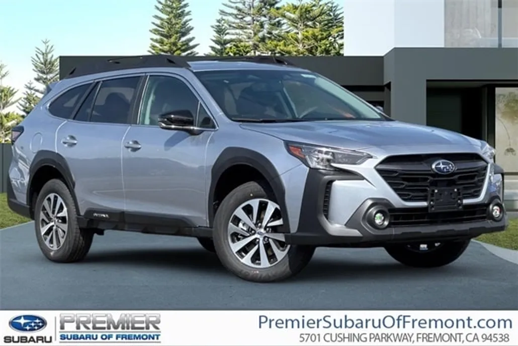 2025 Subaru Outback Premium photo 1
