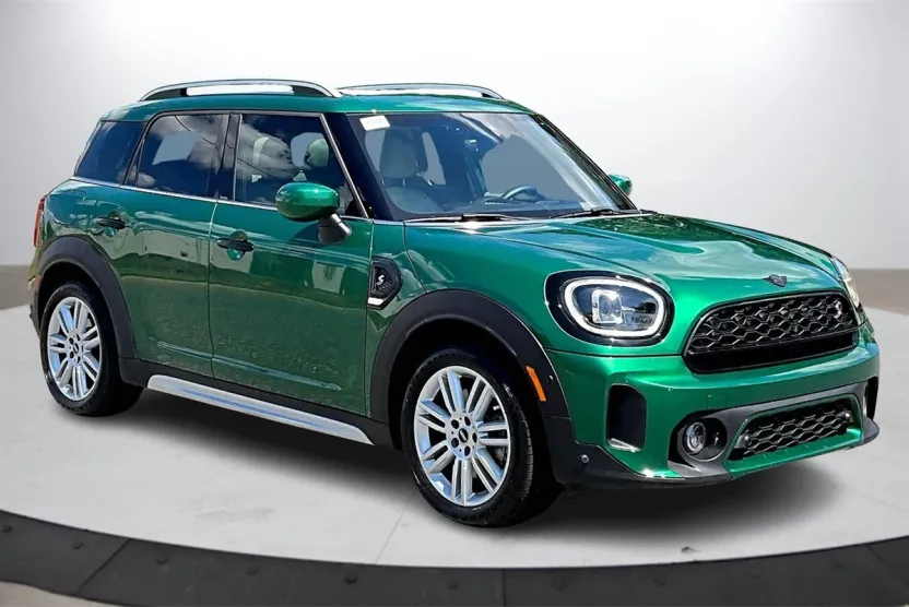 2023 Mini Cooper S Iconic photo 1