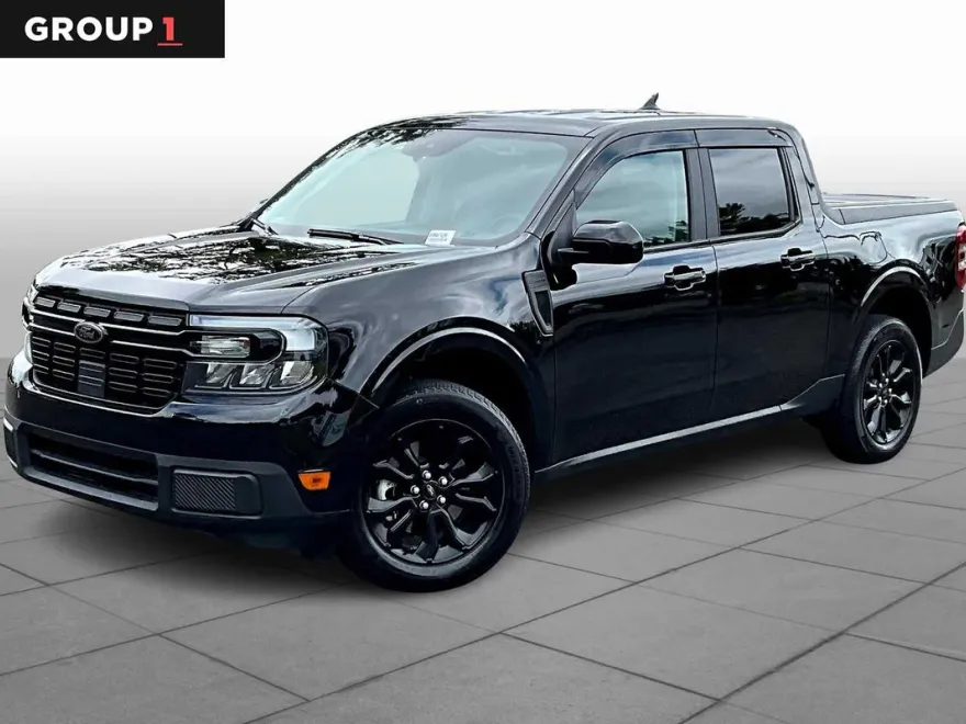2024 Ford Maverick Lariat photo 1