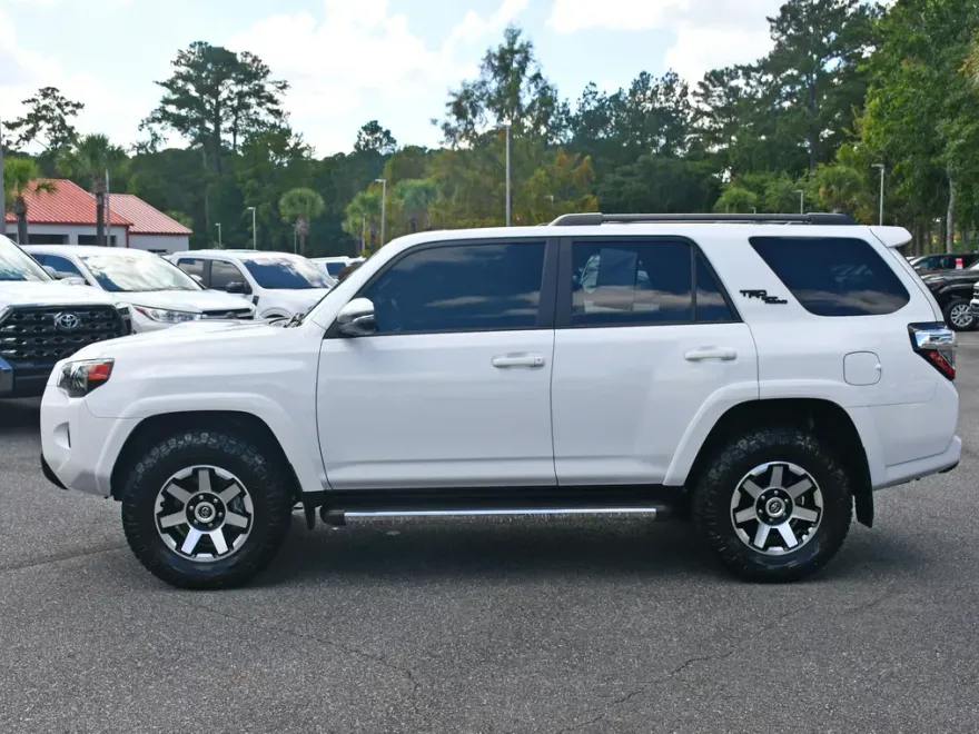 2024 Toyota 4Runner TRD photo 1