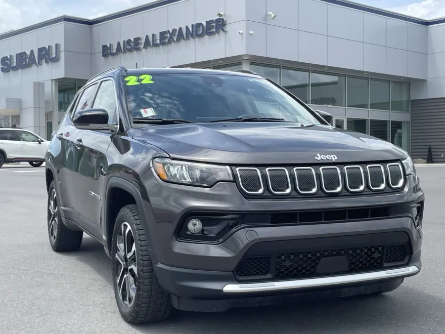 2022 Jeep Compass Limited photo 1