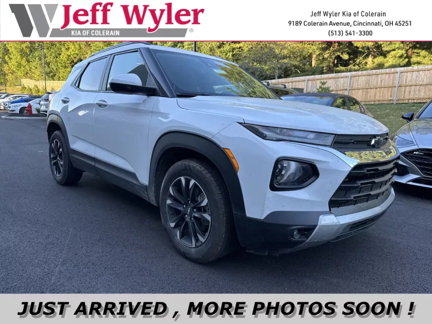 2022 Chevrolet Trailblazer LT photo 1