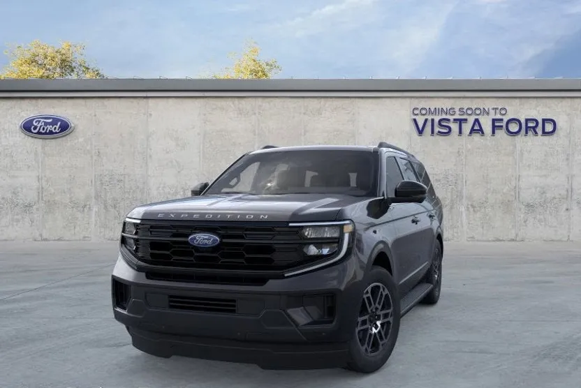 2025 Ford Expedition photo 1