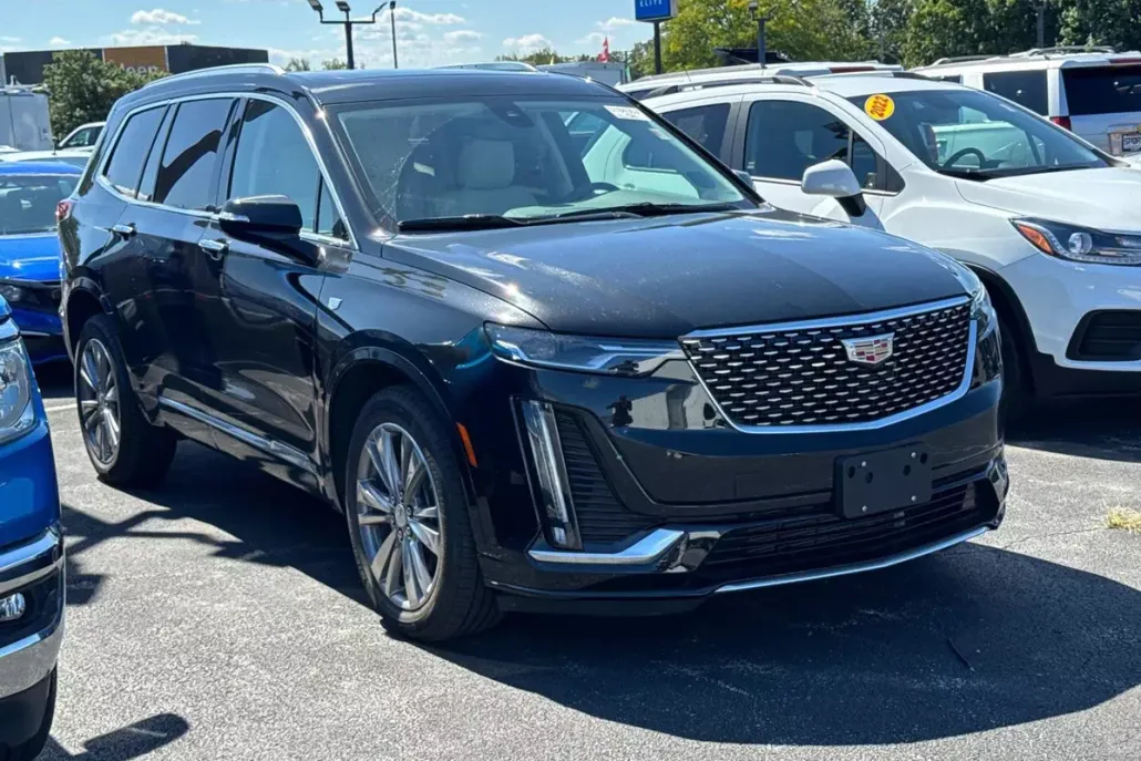 2025 Cadillac XT6 Premium Luxury photo 1