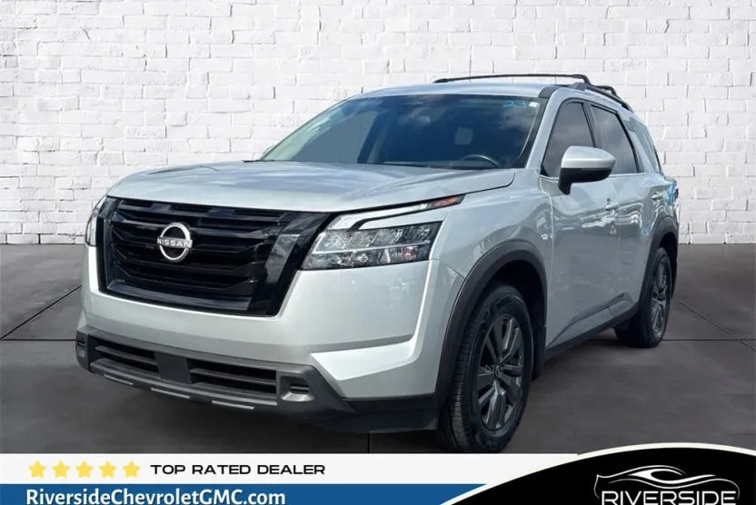 2022 Nissan Pathfinder SV photo 1