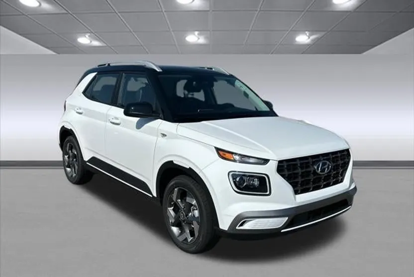 2025 Hyundai Venue Limited photo 1