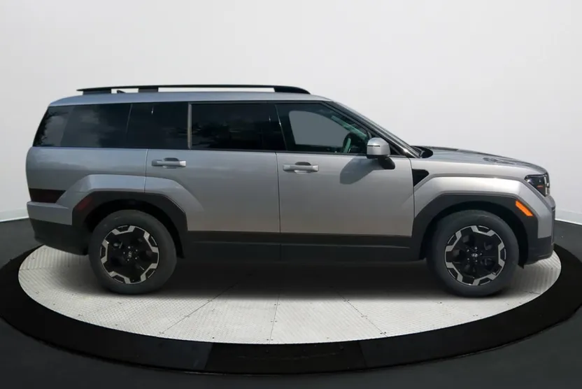 2025 Hyundai Santa Fe SEL photo 1
