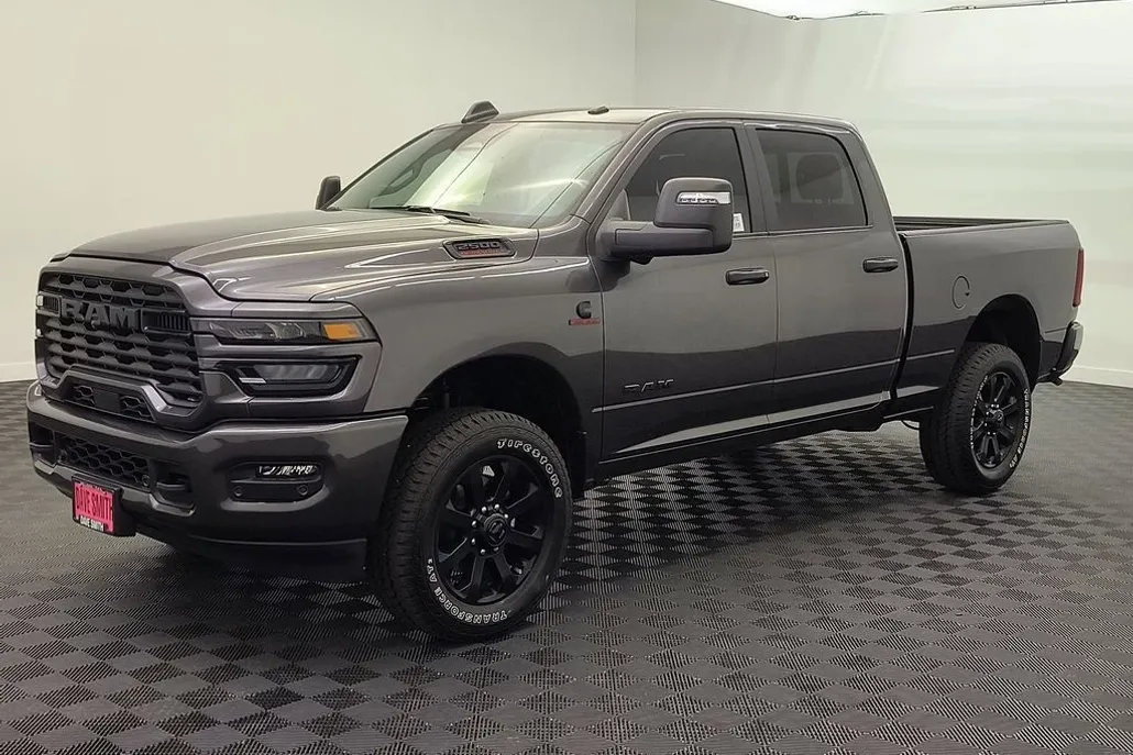 2025 Ram 2500 Big Horn photo 1