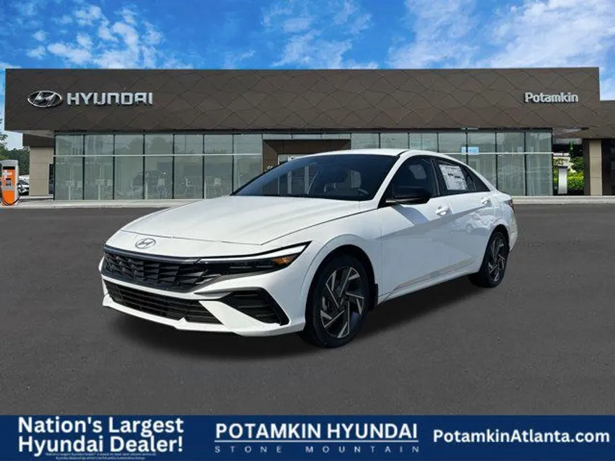 2025 Hyundai Elantra SEL Sport photo 1