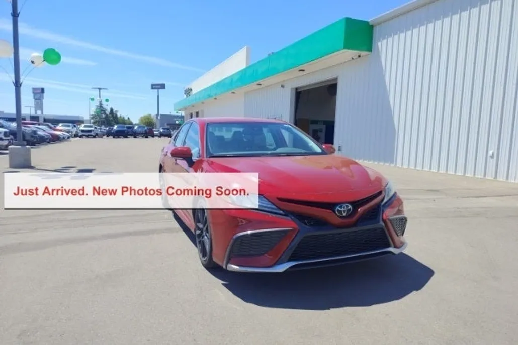 2023 Toyota Camry XSE photo 1
