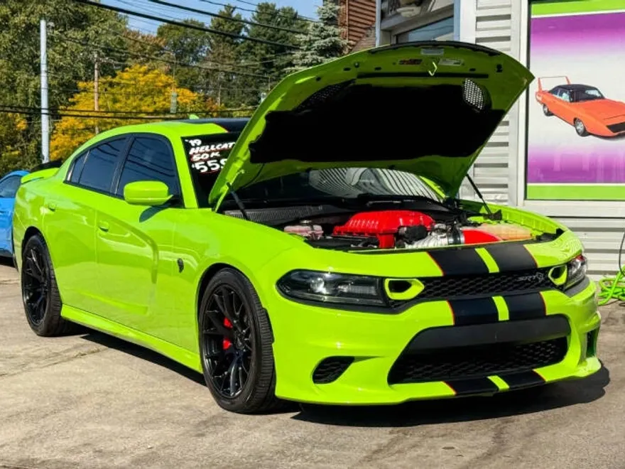 2019 Dodge Charger SRT8 Hellcat photo 1