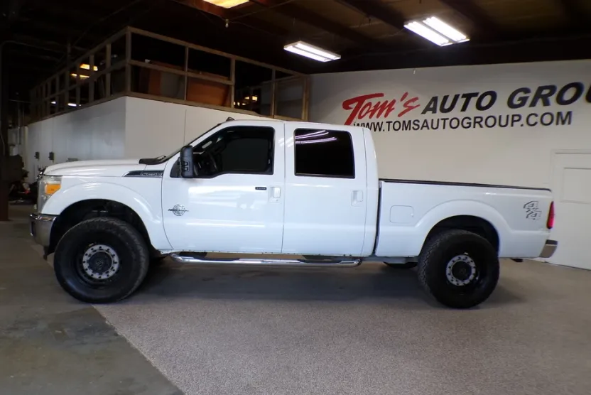 2015 Ford F-250 Lariat photo 1