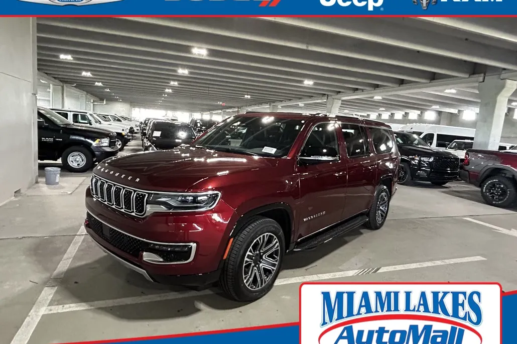 2024 Jeep Wagoneer L Series II photo 1