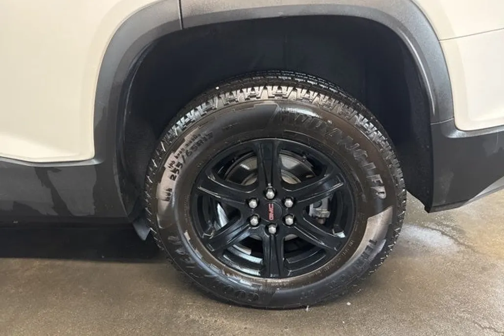 2021 Gmc Acadia AT4 photo 1