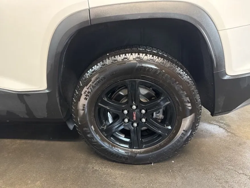 2021 Gmc Acadia AT4 photo 1