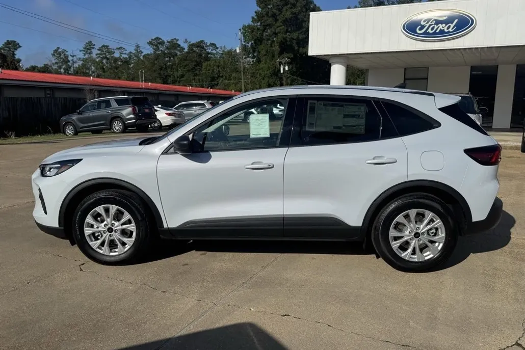 2025 Ford Escape Premium photo 1