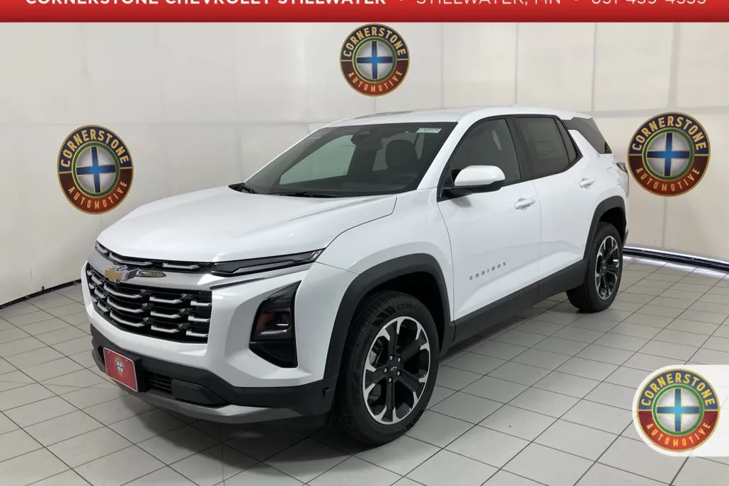 2026 Chevrolet Equinox LT photo 1