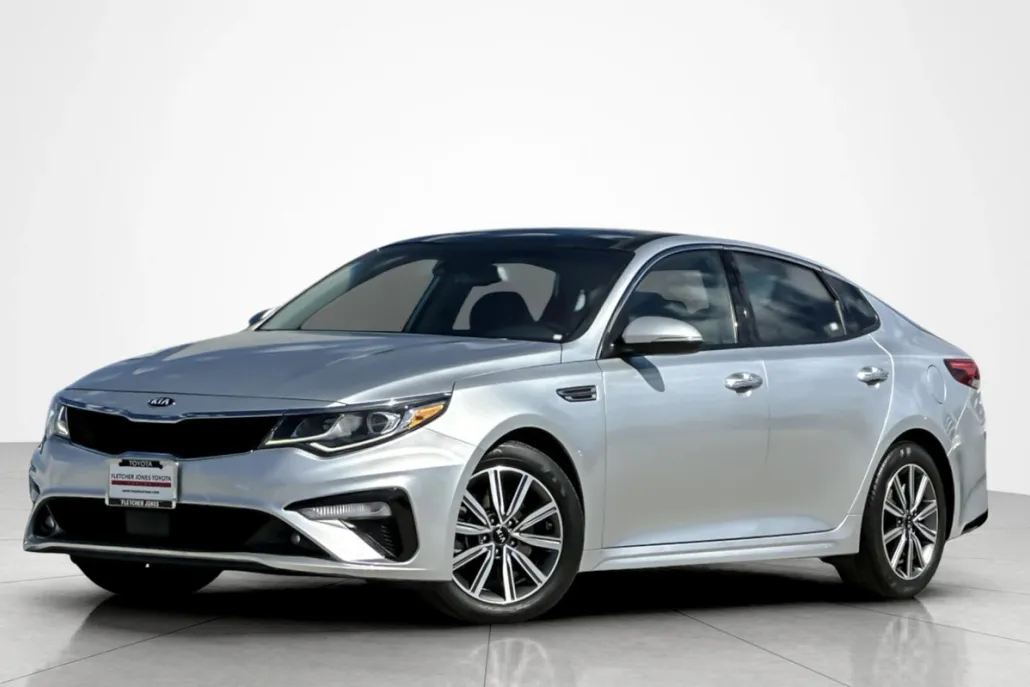 2019 Kia Optima EX photo 1