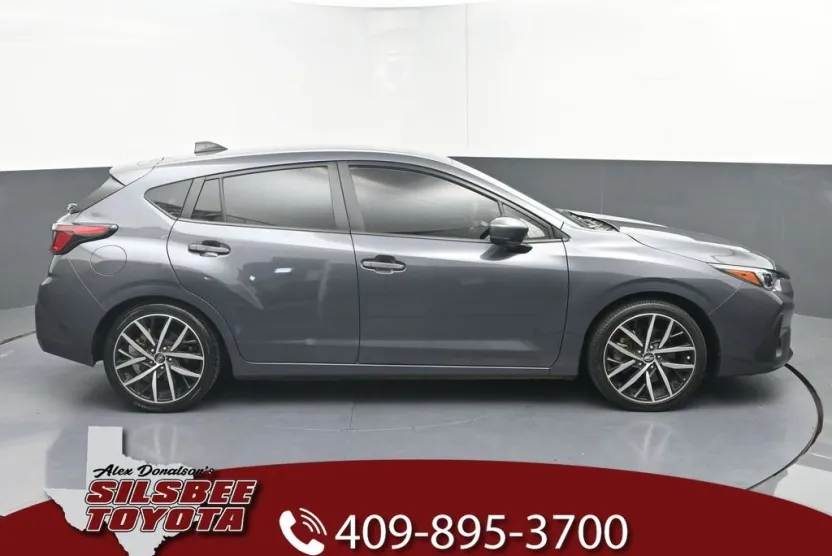 2024 Subaru Impreza Sport photo 1