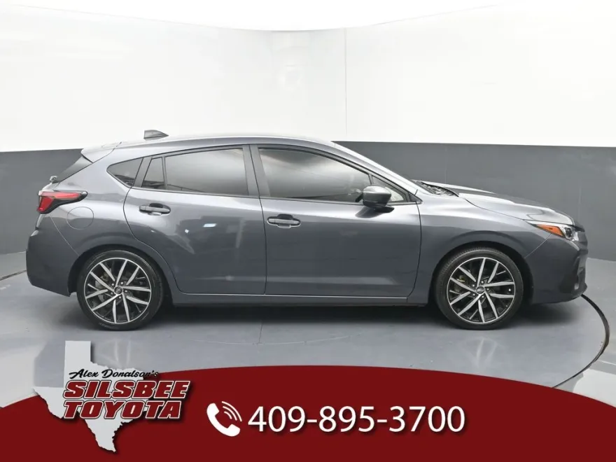 2024 Subaru Impreza Sport photo 1