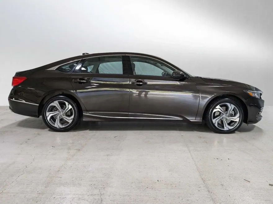 2018 Honda Accord EX-L 2.0T photo 1