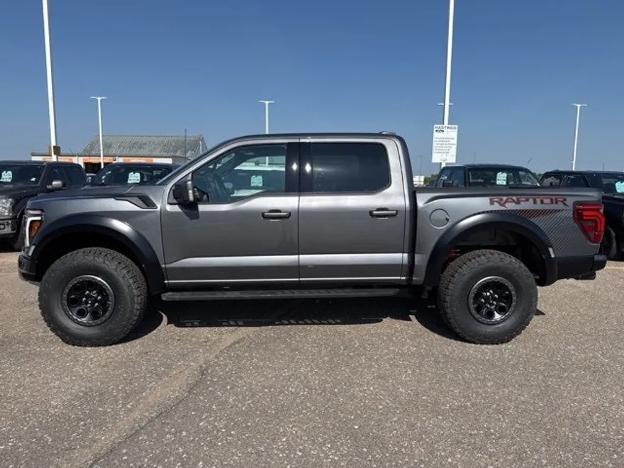 2025 Ford F-150 Raptor photo 1