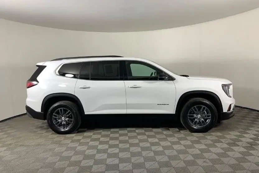 2025 Gmc Acadia Elevation photo 1