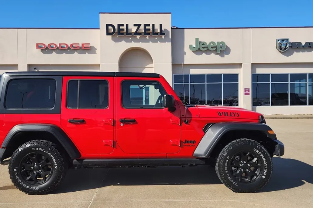 2021 Jeep Wrangler Unlimited Willys photo 1