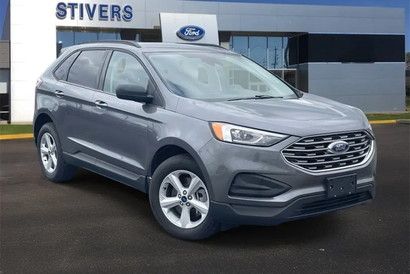 2022 Ford Edge SE photo 1