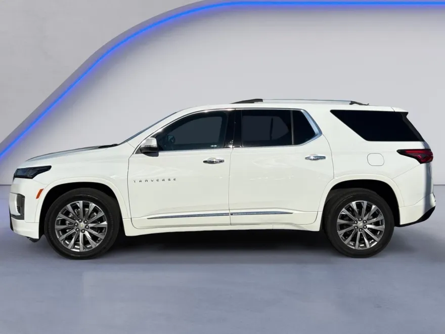 2022 Chevrolet Traverse Premier photo 1
