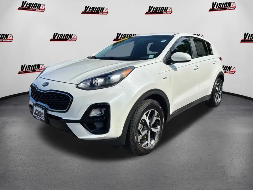 2022 Kia Sportage LX photo 1
