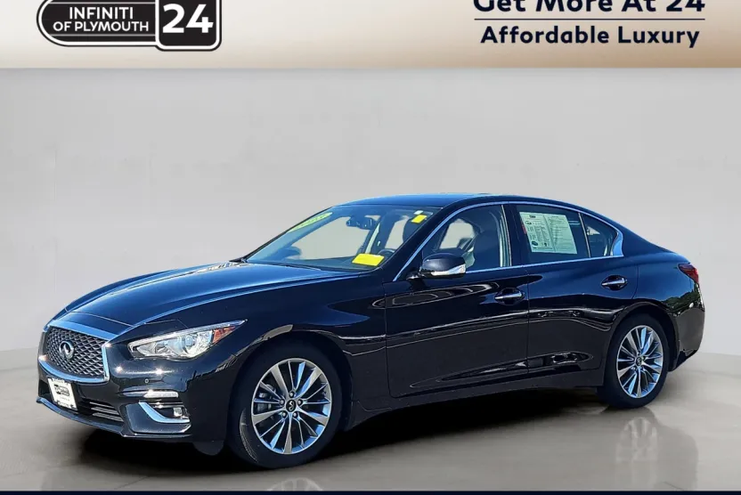 2023 Infiniti Q50 LUXE AWD photo 1