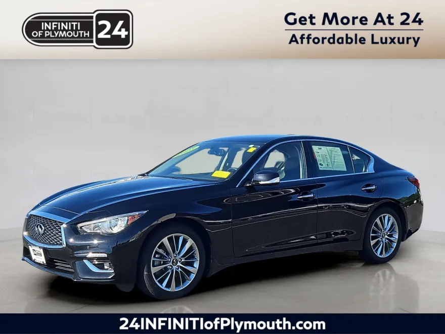 2023 Infiniti Q50 LUXE AWD photo 1