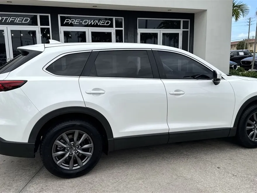 2022 Mazda CX-9 Sport photo 1