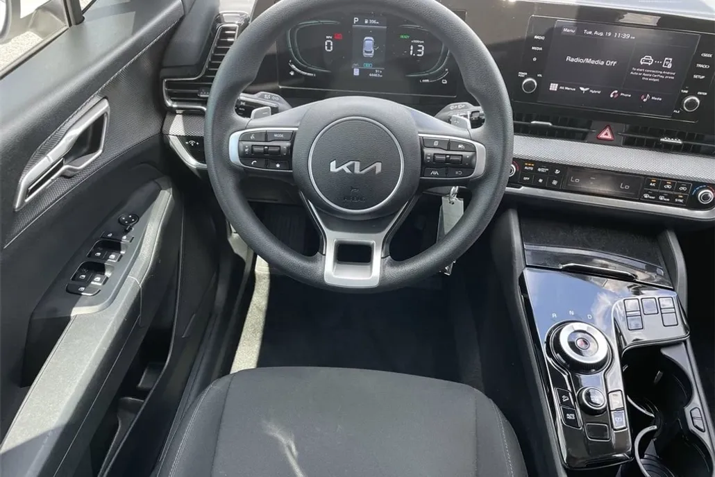 2023 Kia Sportage Hybrid LX photo 1