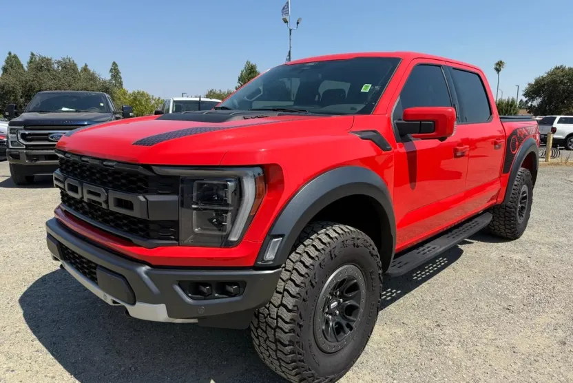 2022 Ford F-150 Raptor photo 1