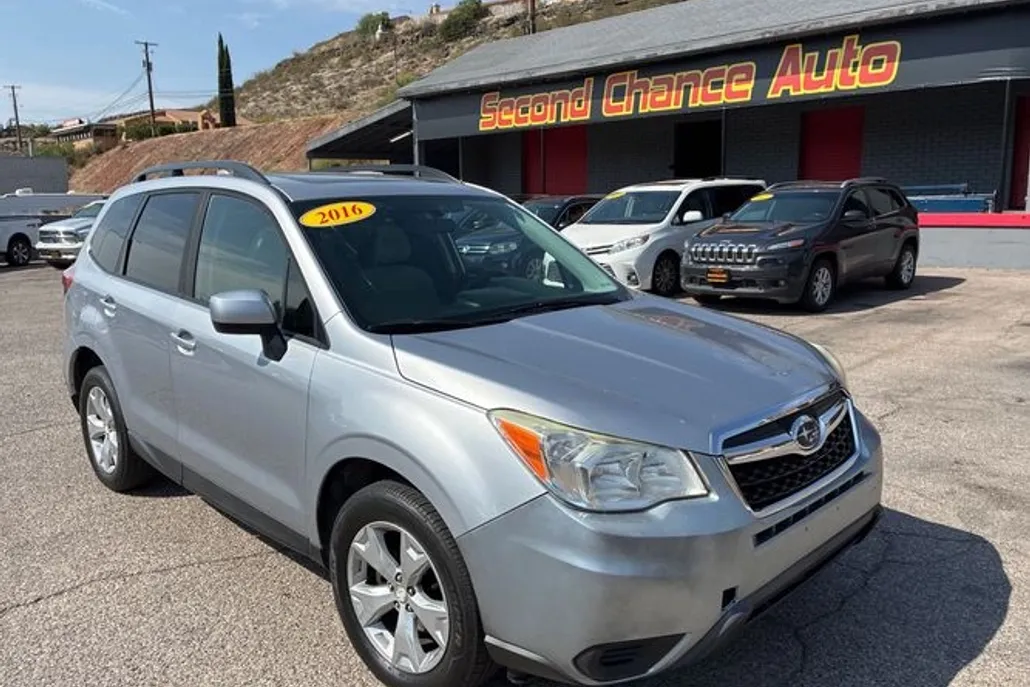 2018 Subaru Forester 2.5i Premium photo 1