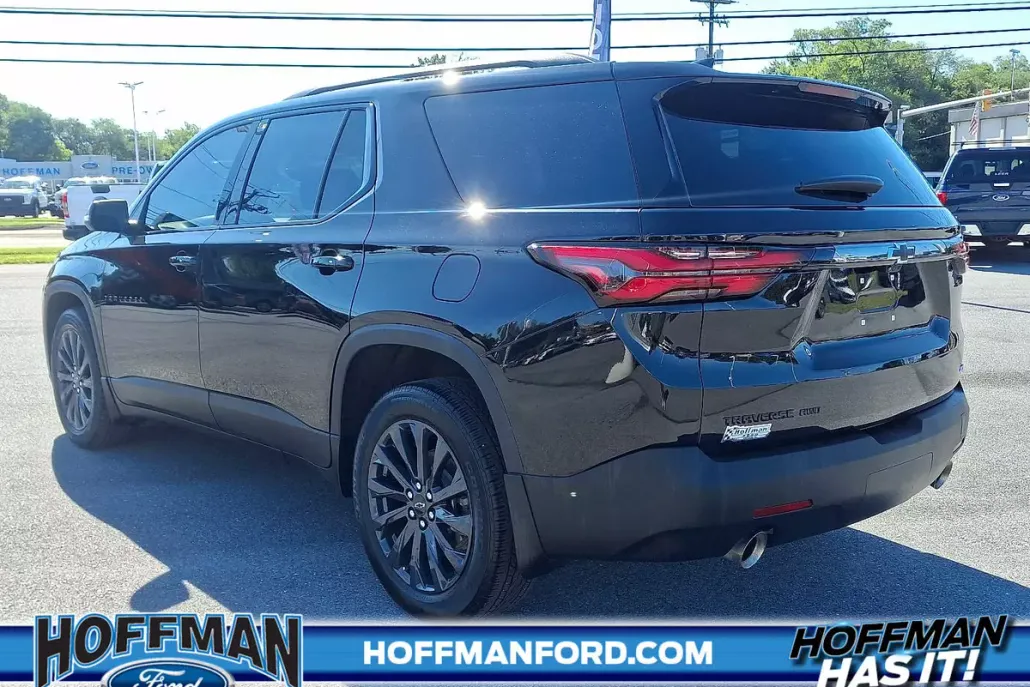 2023 Chevrolet Traverse RS photo 1