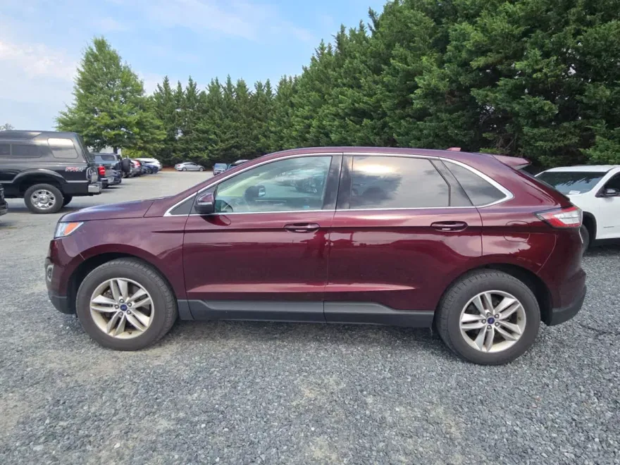 2017 Ford Edge SEL photo 1