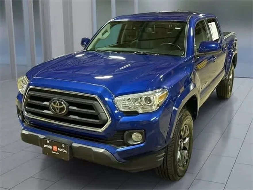 2023 Toyota Tacoma TRD V6 photo 1