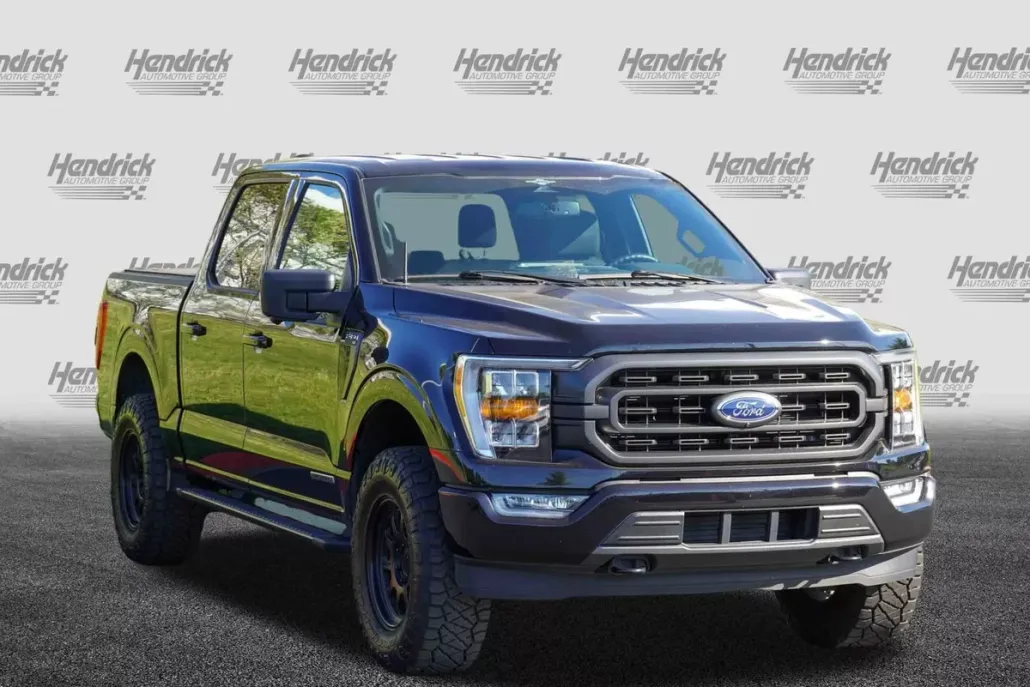2023 Ford F-150 XLT photo 1