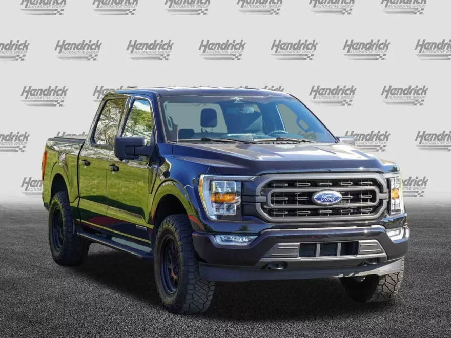 2023 Ford F-150 XLT photo 1