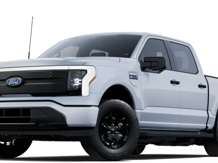 2025 Ford F-150 Lightning XLT photo 1