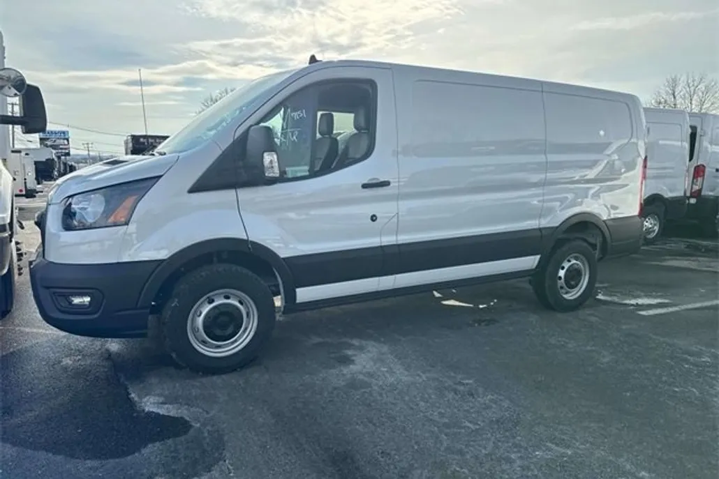 2025 Ford Transit photo 1