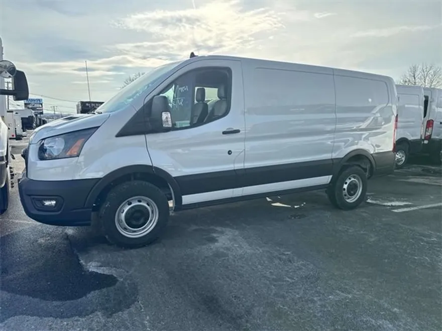 2025 Ford Transit photo 1