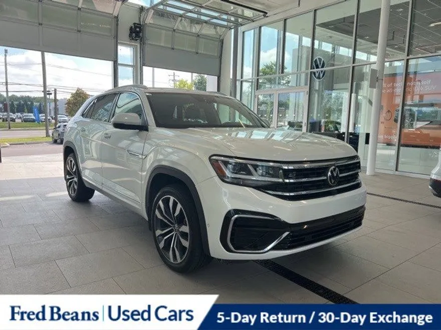 2022 Volkswagen Atlas Cross Sport V6 SEL Premium R-Line photo 1